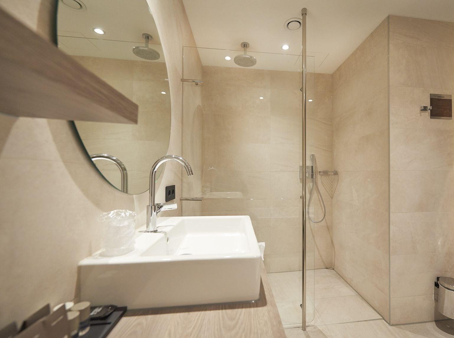 Van Der Valk Hotel ליוורדן מראה חיצוני תמונה