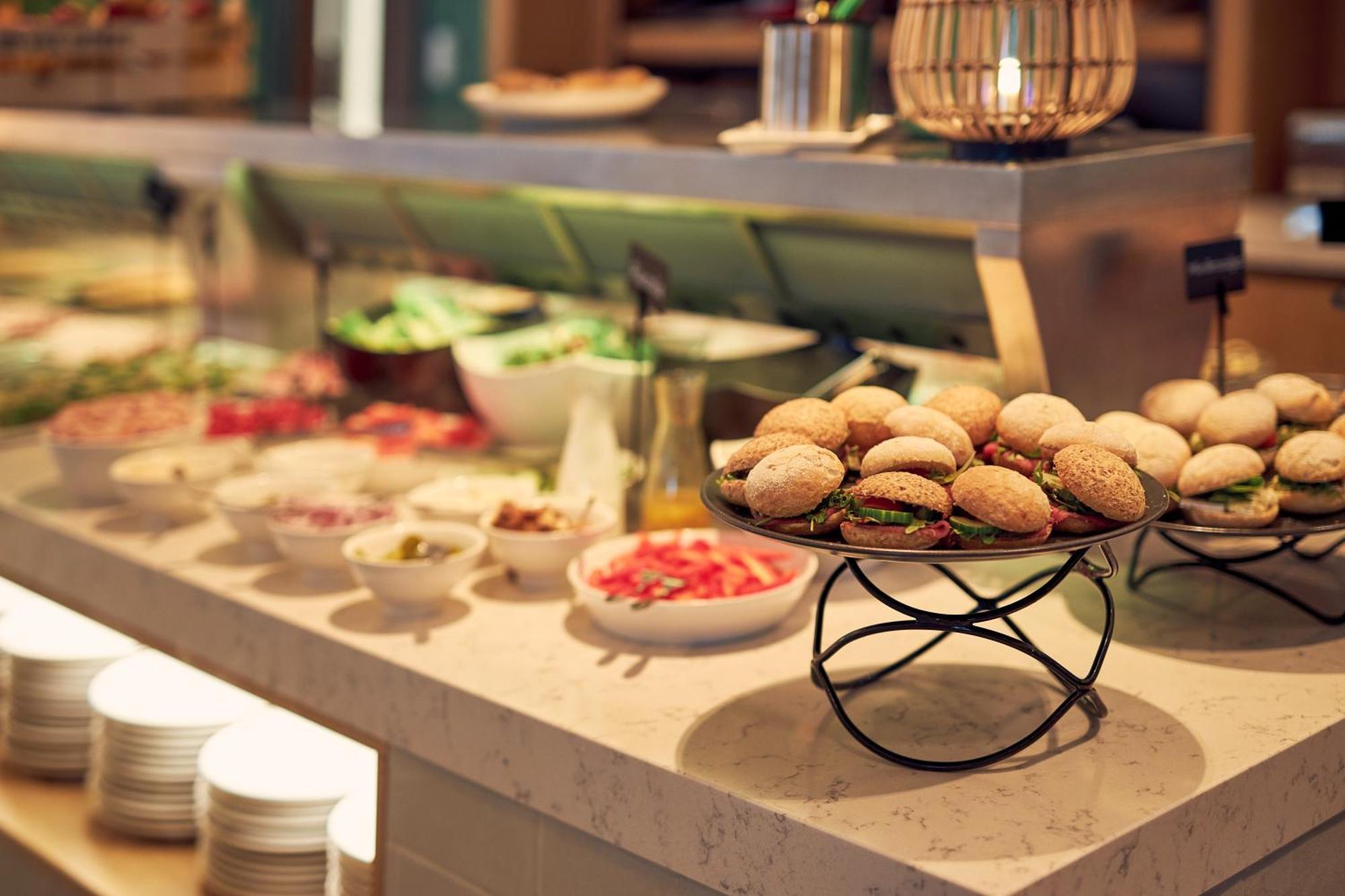 Van Der Valk Hotel ליוורדן מראה חיצוני תמונה
